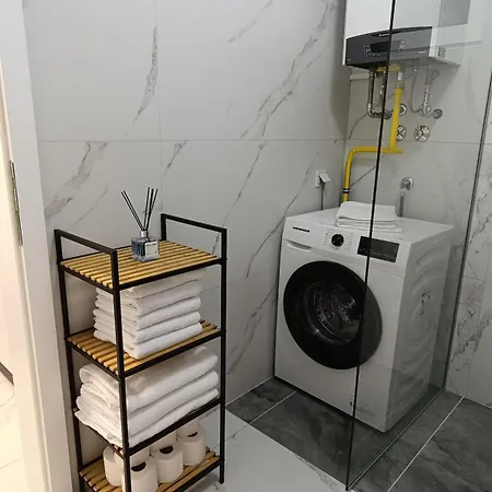 For Daily Rent, Rahat Inn, Osijek, Ilidza, Sarajevo *